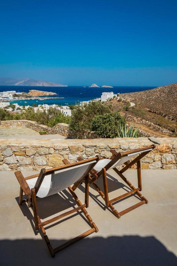 Sirokos * Karavostasis (Folegandros)